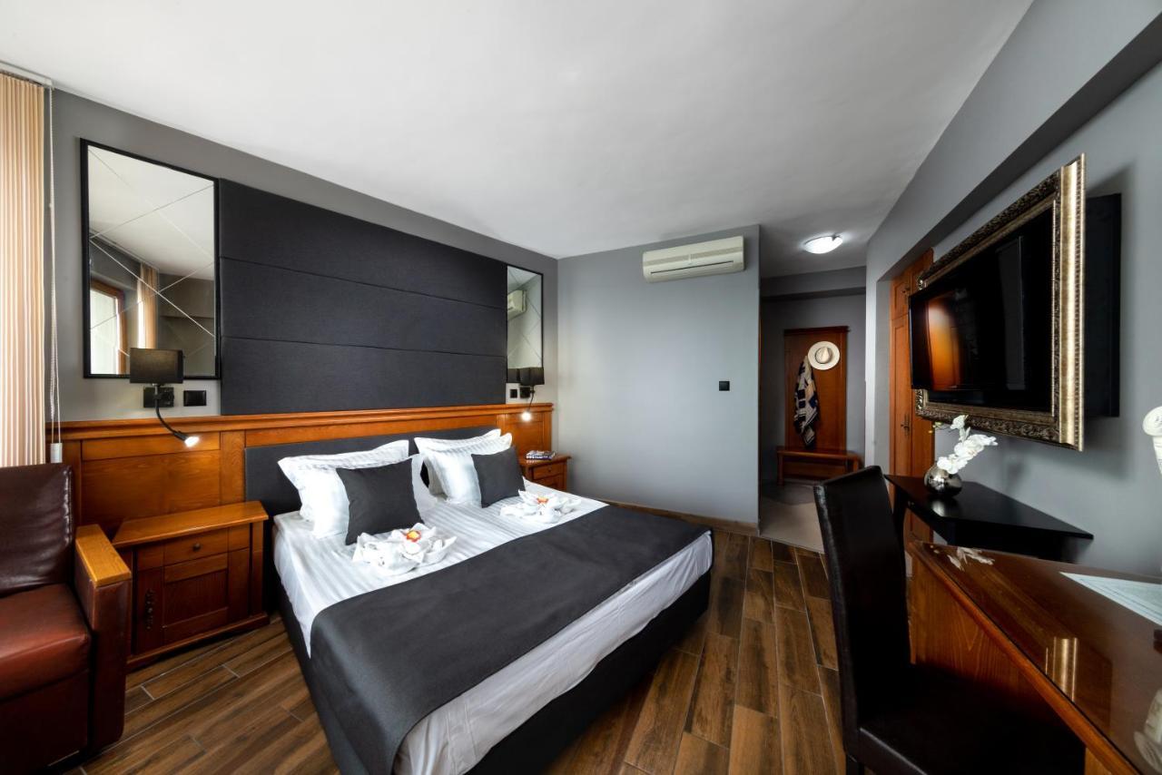 Petrov Family Hotel Nesebar Exteriér fotografie